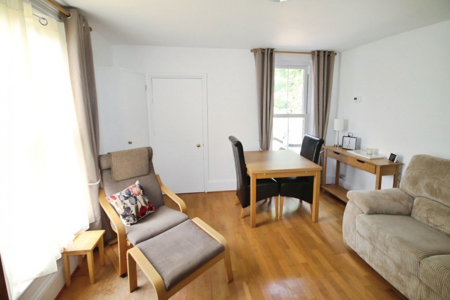 1 bedroom Flat for Letting Salisbury House, St Thomas Hill