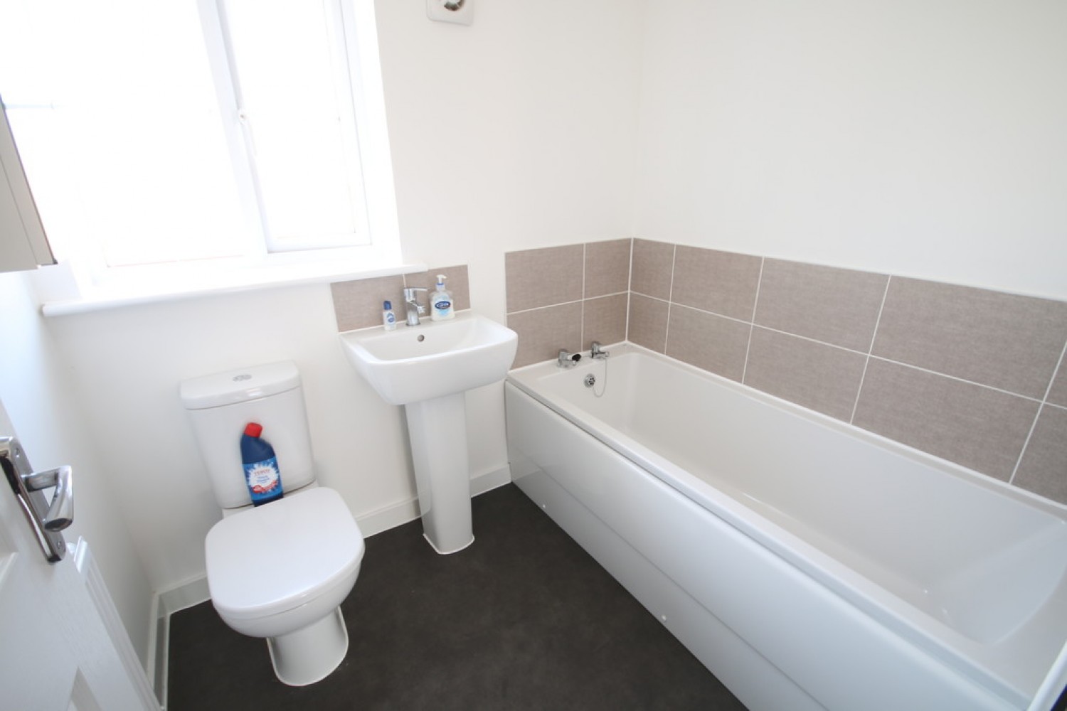 4 bedroom House in Cherry Blossom Way, Aylesham, Canterbury