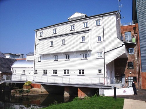 Weir Court, Canterbury