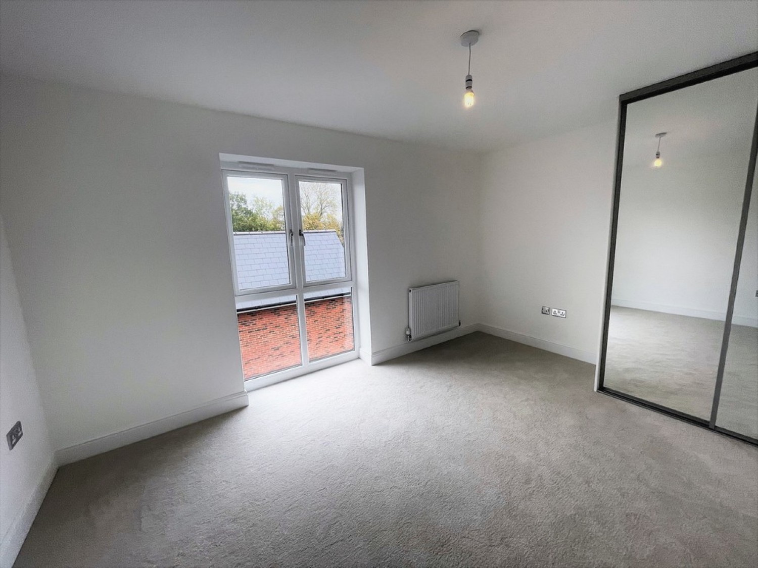 Elizabeth Court, Steel Close