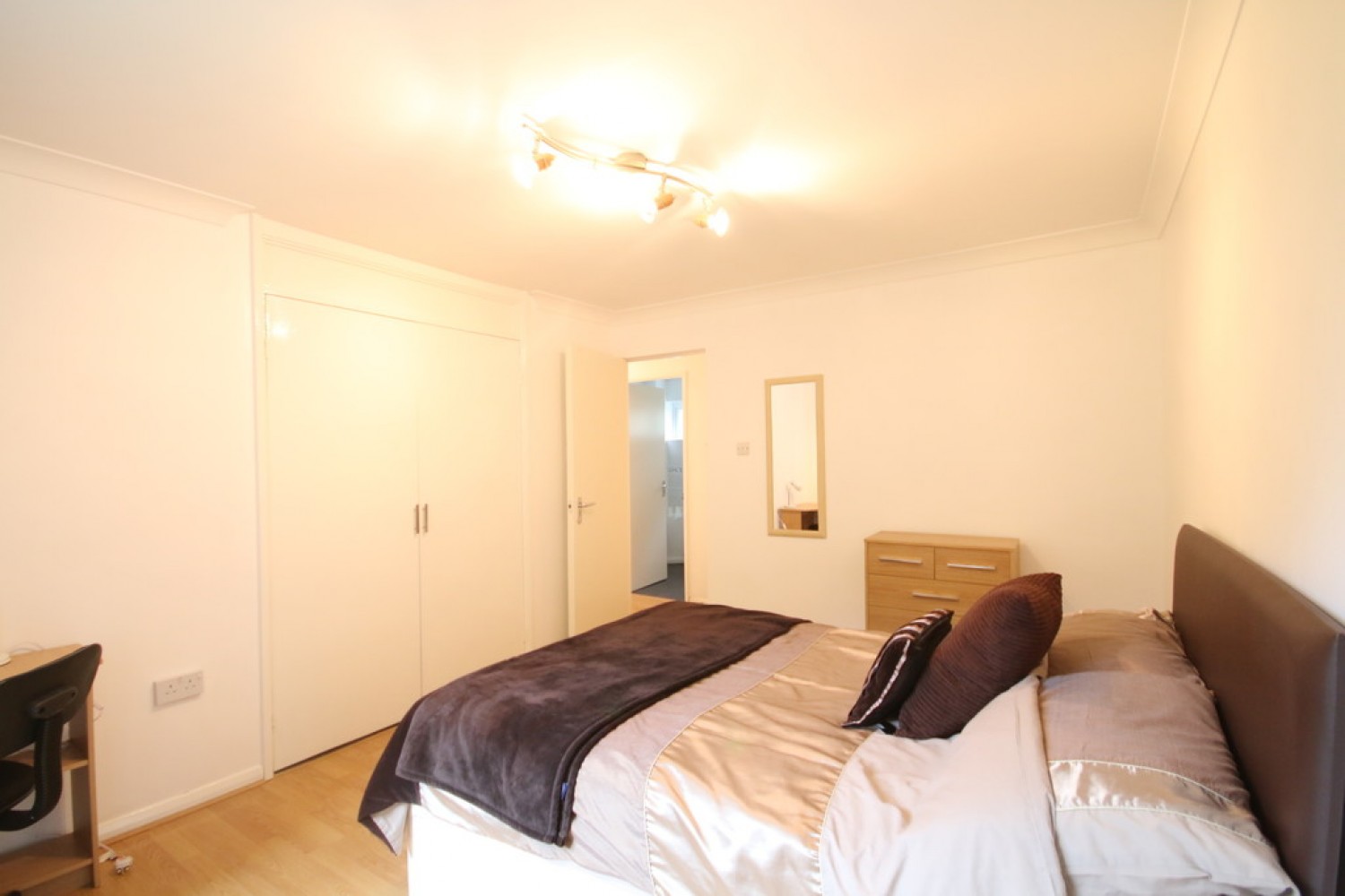 Downs Road, Canterbury