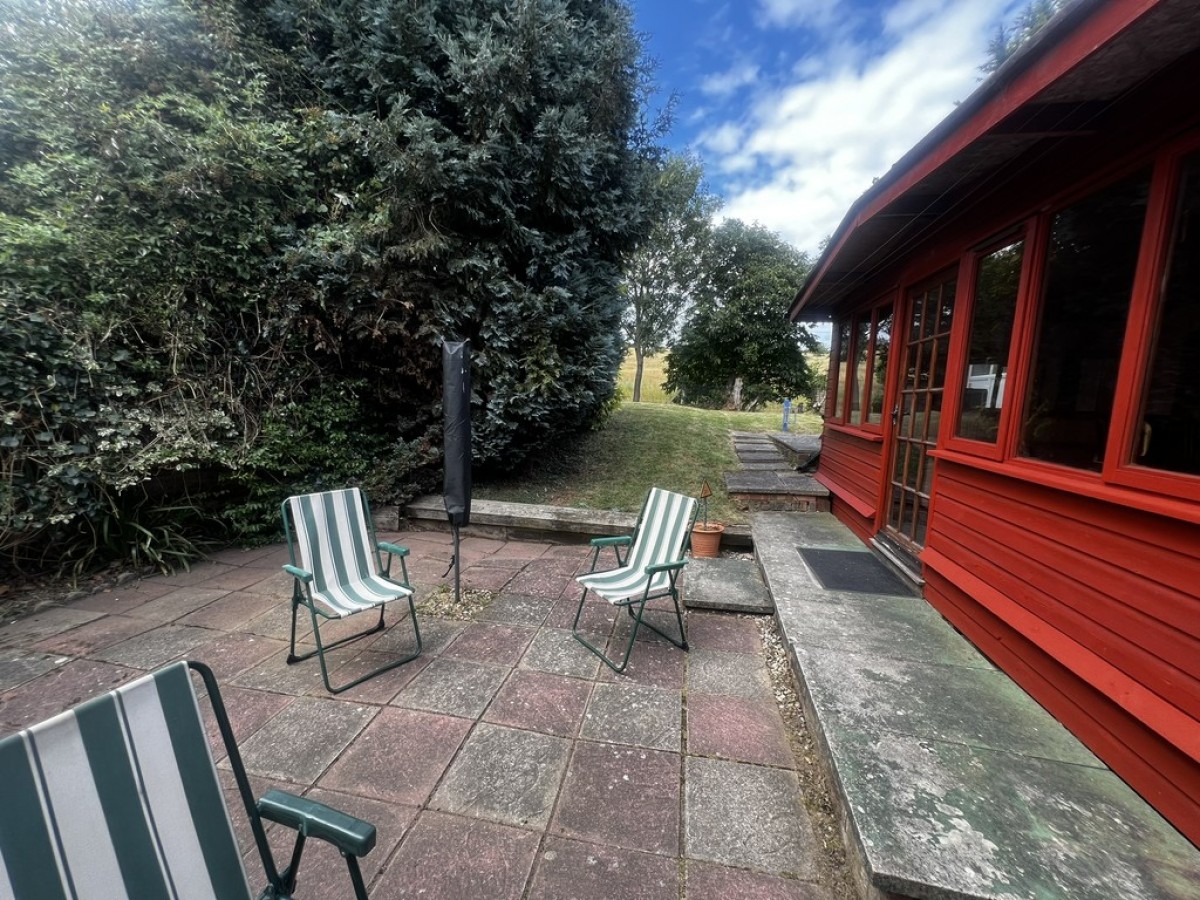 Long Meadow Way, Canterbury