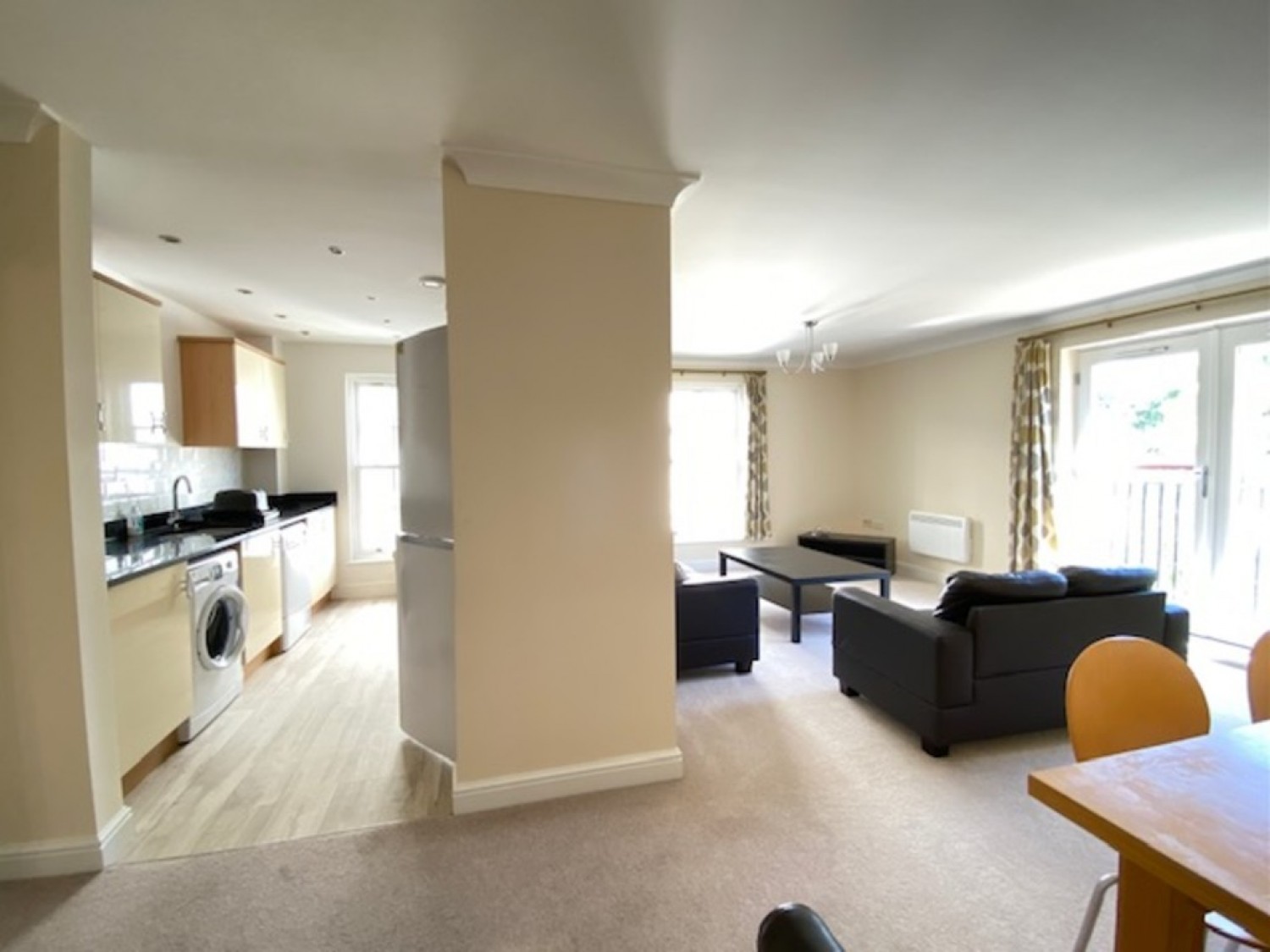 3 bedroom Flat in Old Watling Street, Canterbury