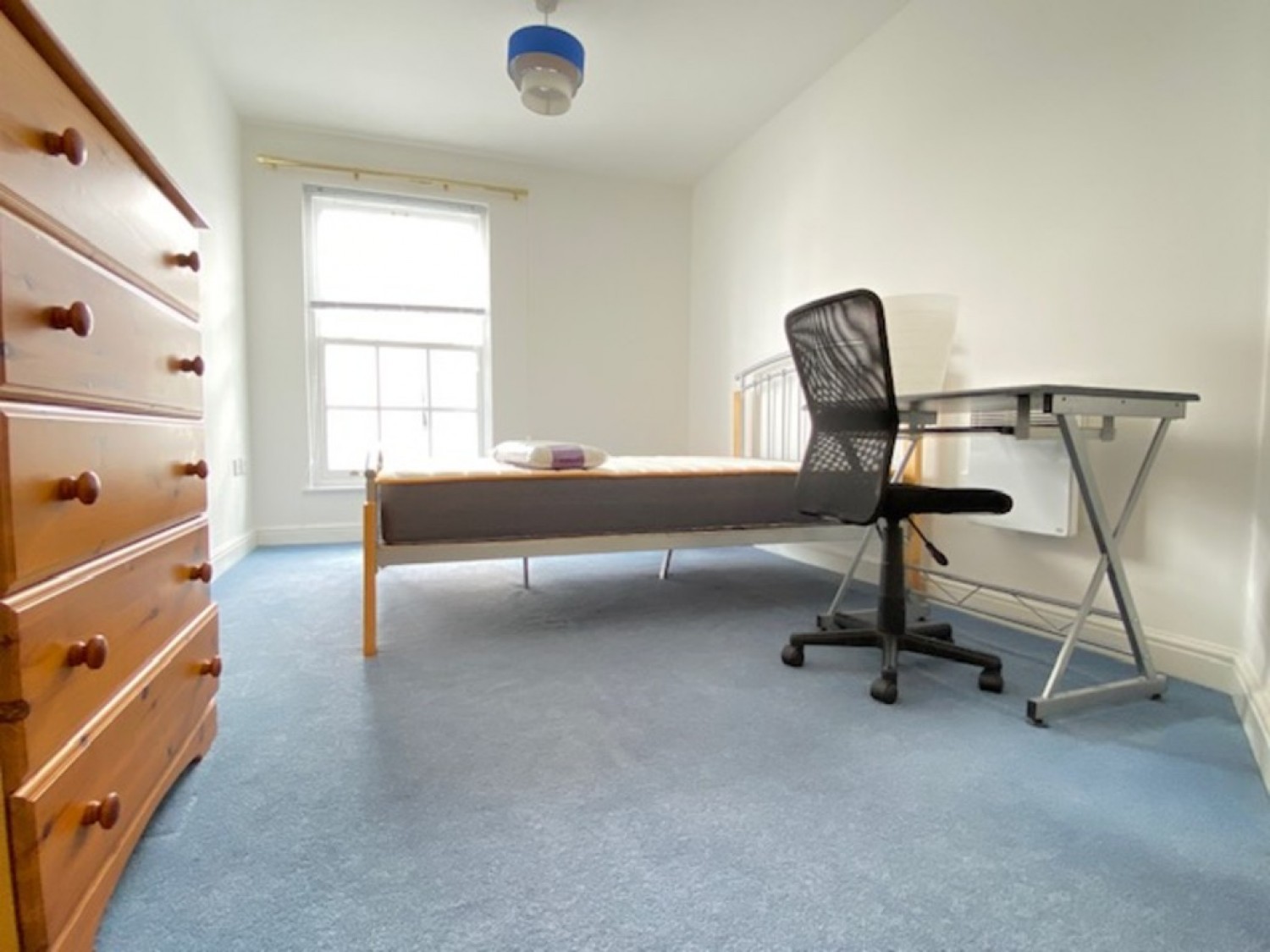 3 bedroom Flat in Old Watling Street, Canterbury