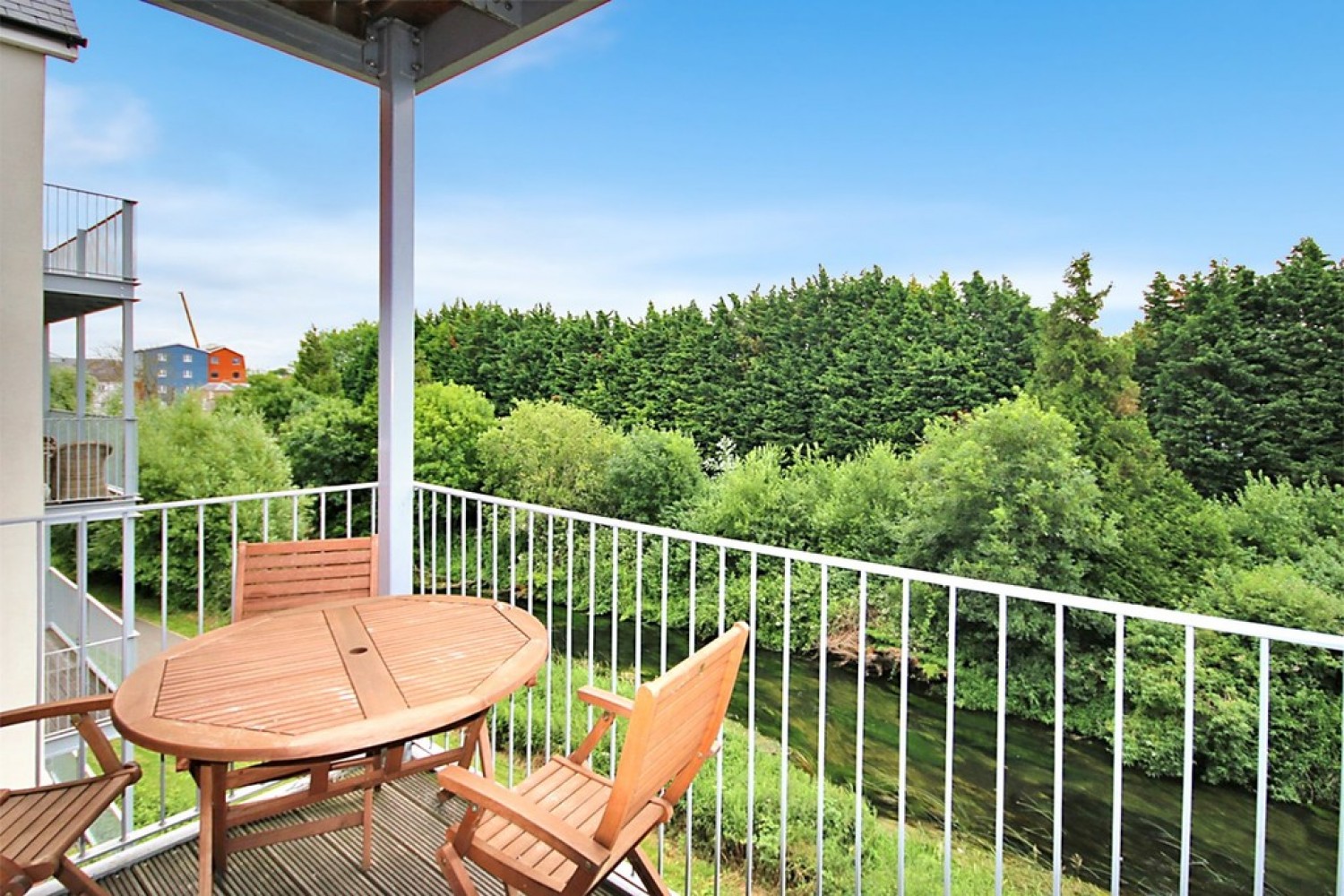 2 bedroom Flat for Sale Westwood Drive, Canterbury
