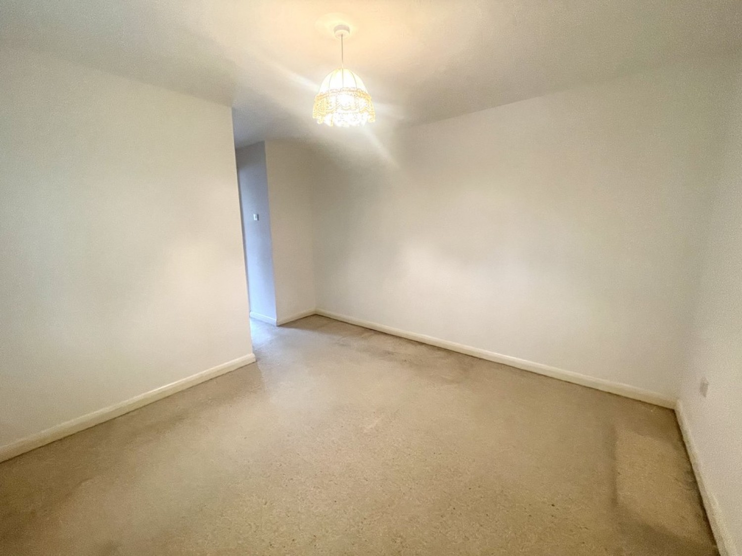 4 bedroom House for Sale Rochester Avenue, Canterbury