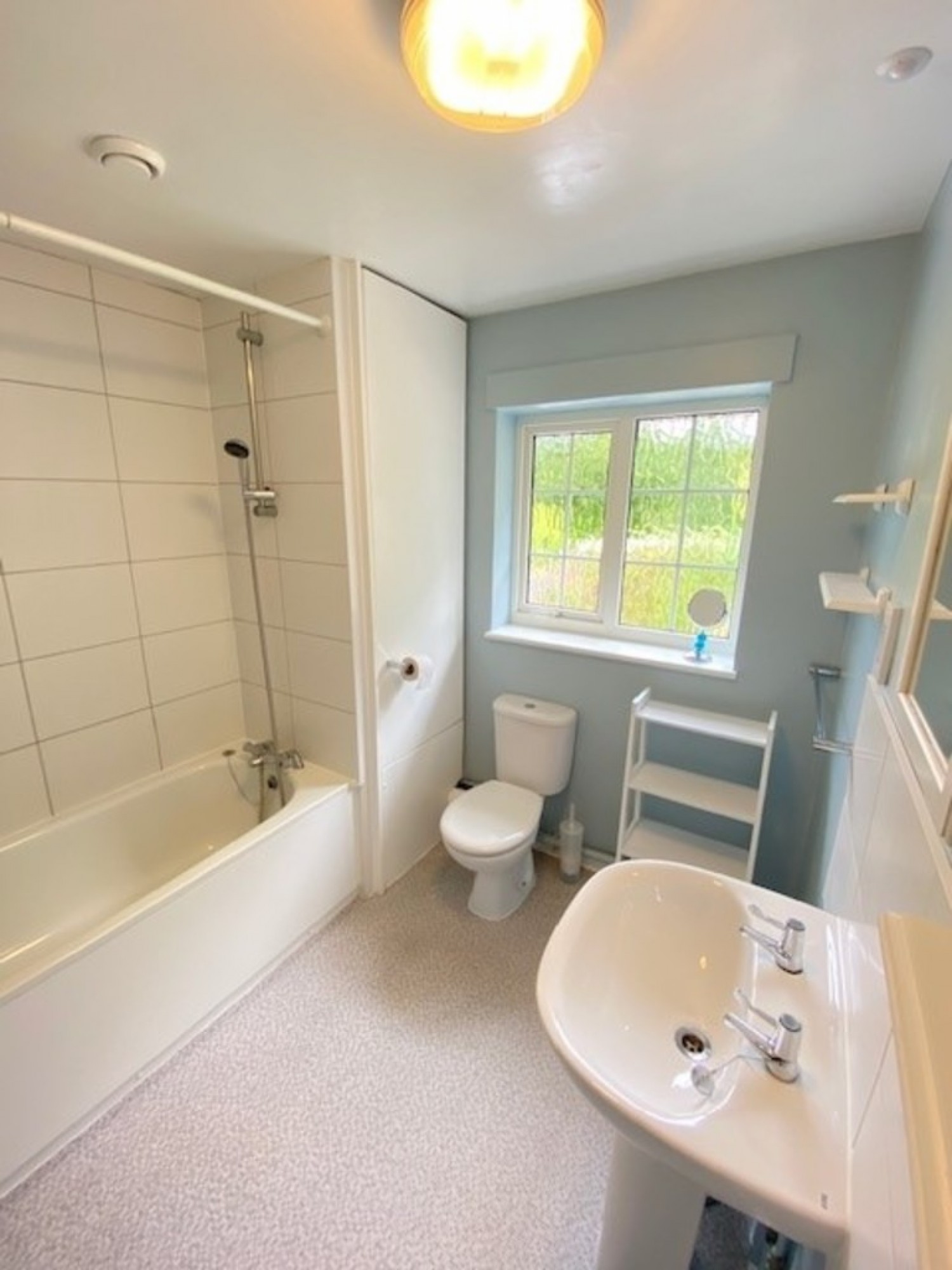 3 bedroom House for Letting Long Meadow Way, Canterbury