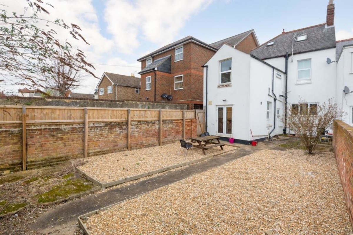 Gordon Road, Canterbury