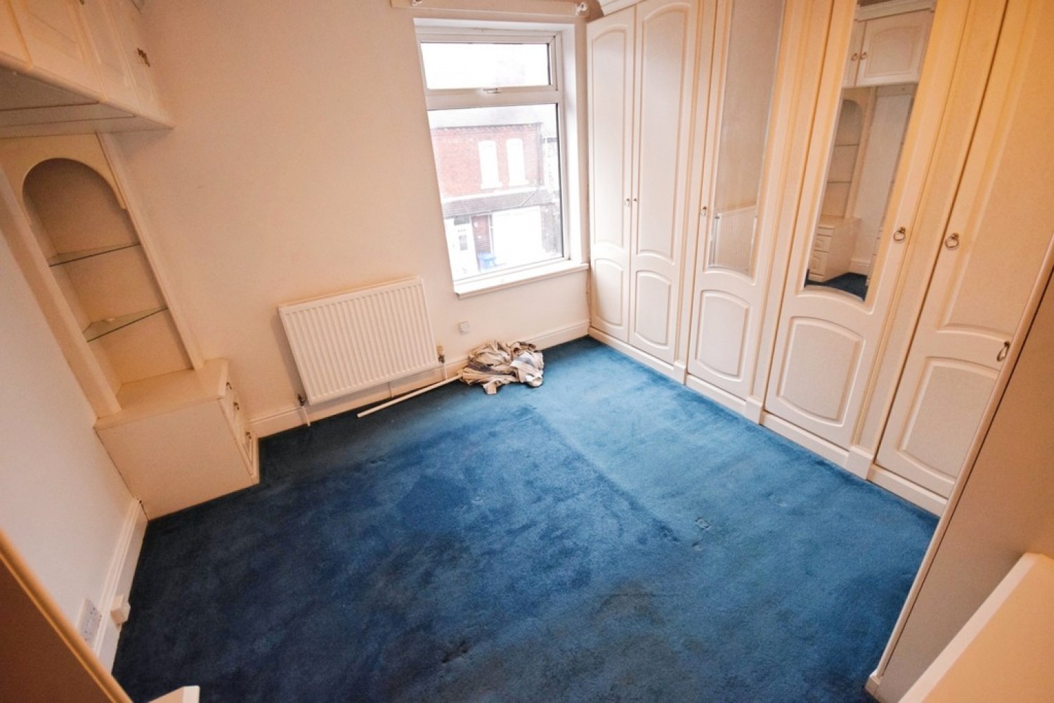 2 bedroom House in King William Street, Tunstall