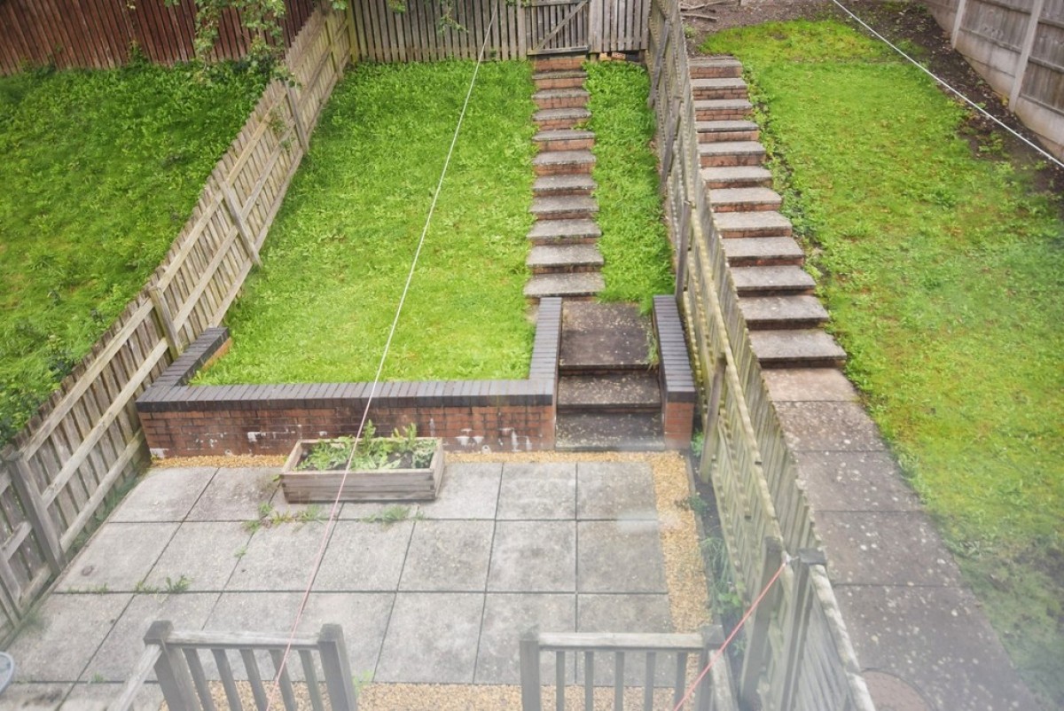 Harleigh Grove, Longton