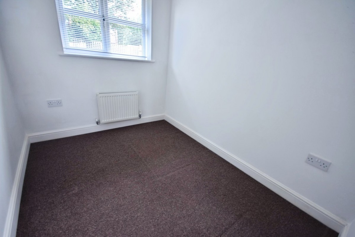 Harleigh Grove, Longton