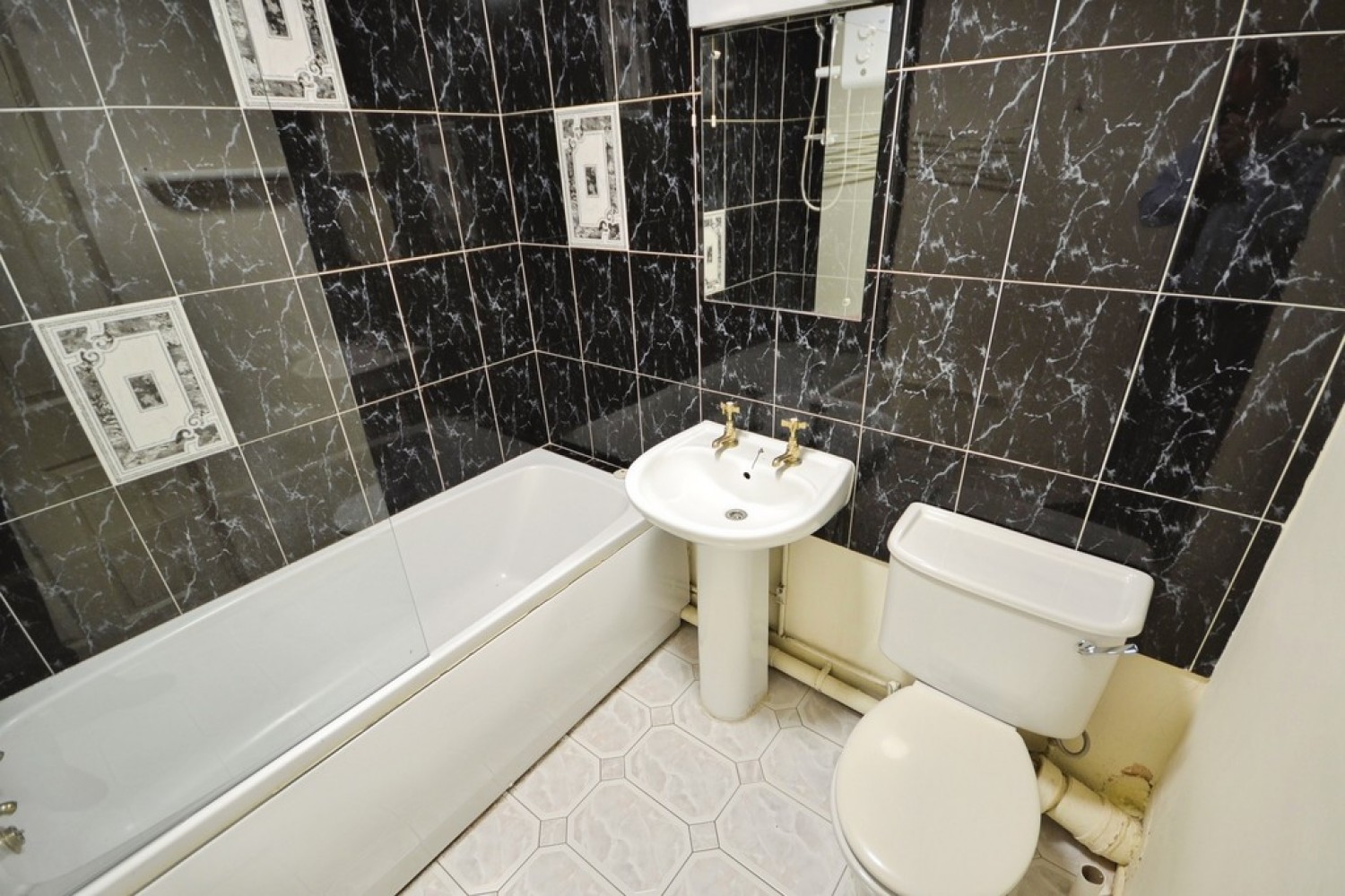 2 bedroom Flat for Letting Northcote Court, Newcastle