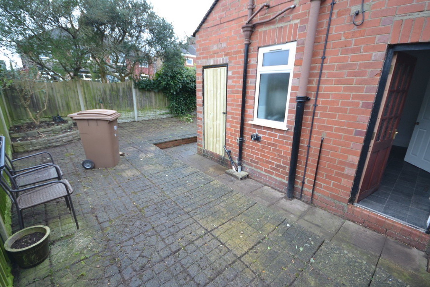 2 bedroom House for Letting Ellastone Grove, Penkhull