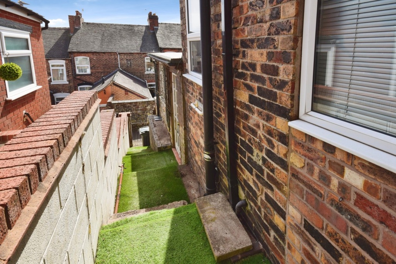 2 bedroom House for Letting Boulton Street, Birches Head