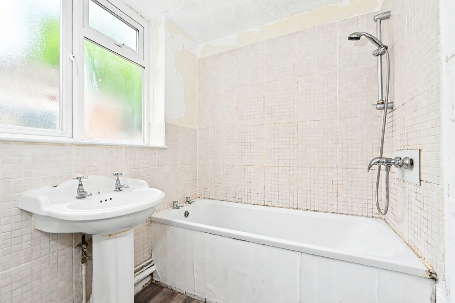 2 bedroom House for Sale Pinnox Street, Tunstall