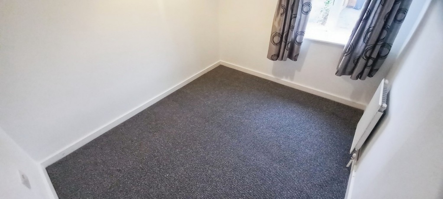 2 bedroom Flat for Letting Hughes Avenue Newcastle
