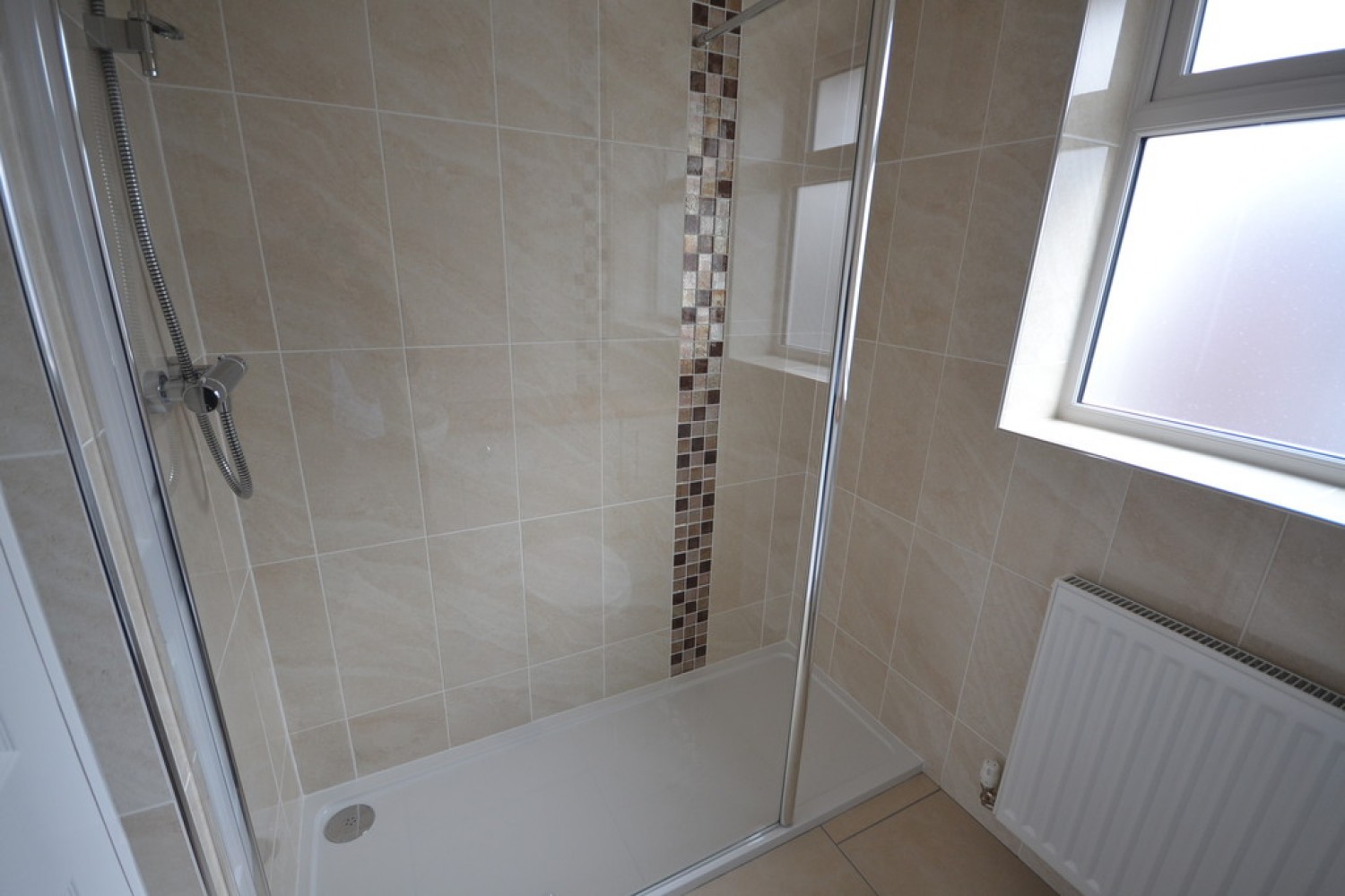 2 bedroom Bungalow for Letting Heathfield Grove, Meir Heath