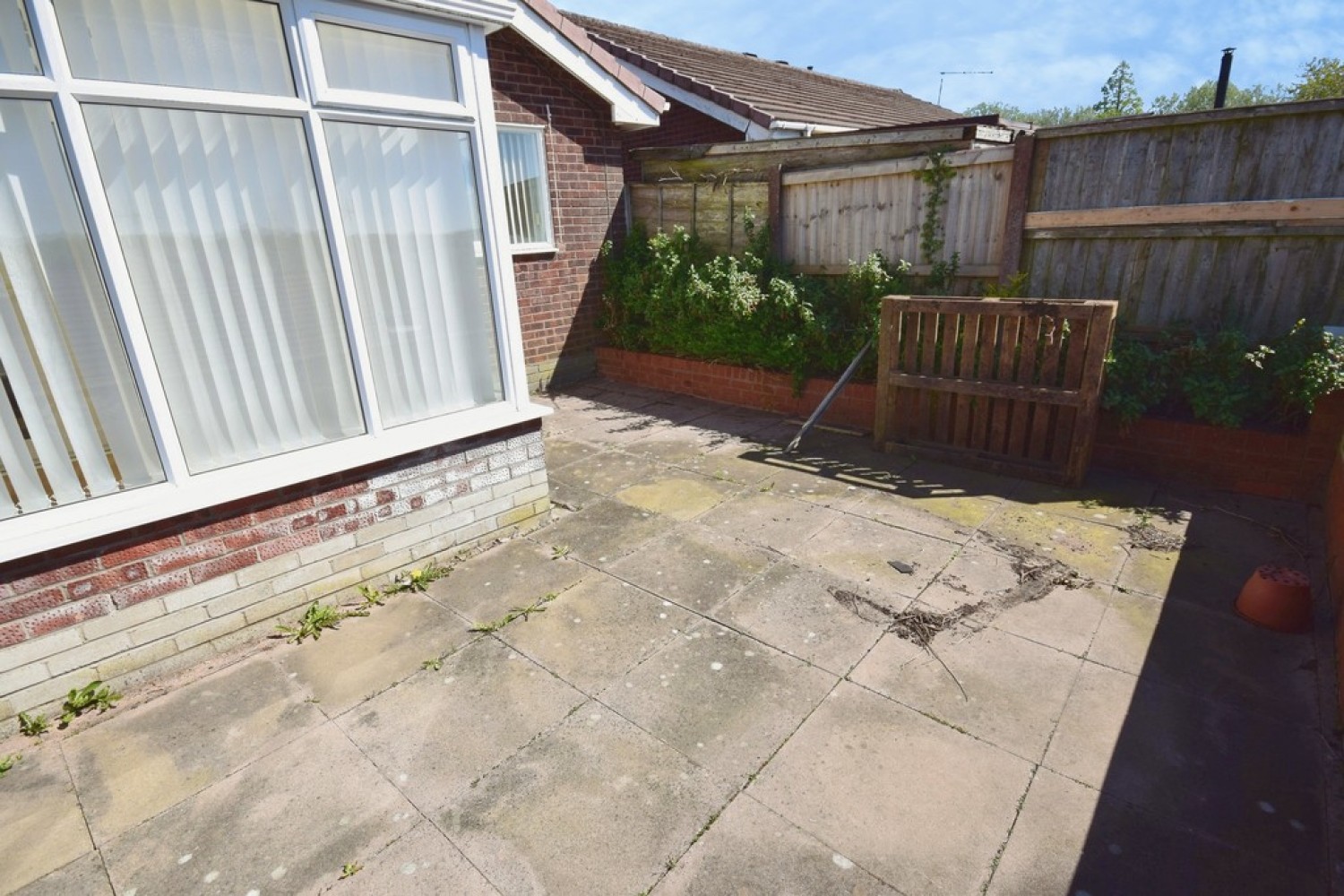2 bedroom Bungalow for Letting Ryebrook Grove, Packmoor