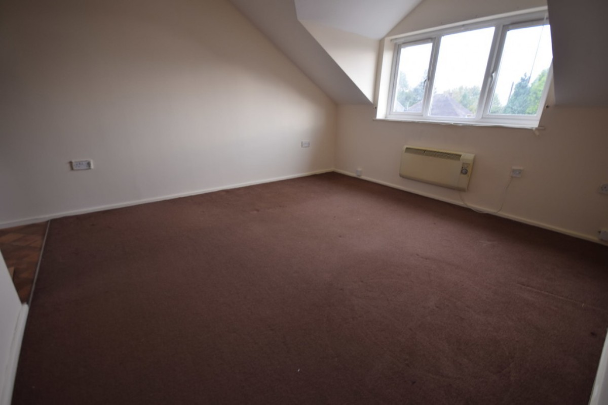 Lincoln Court, Knypersley Road