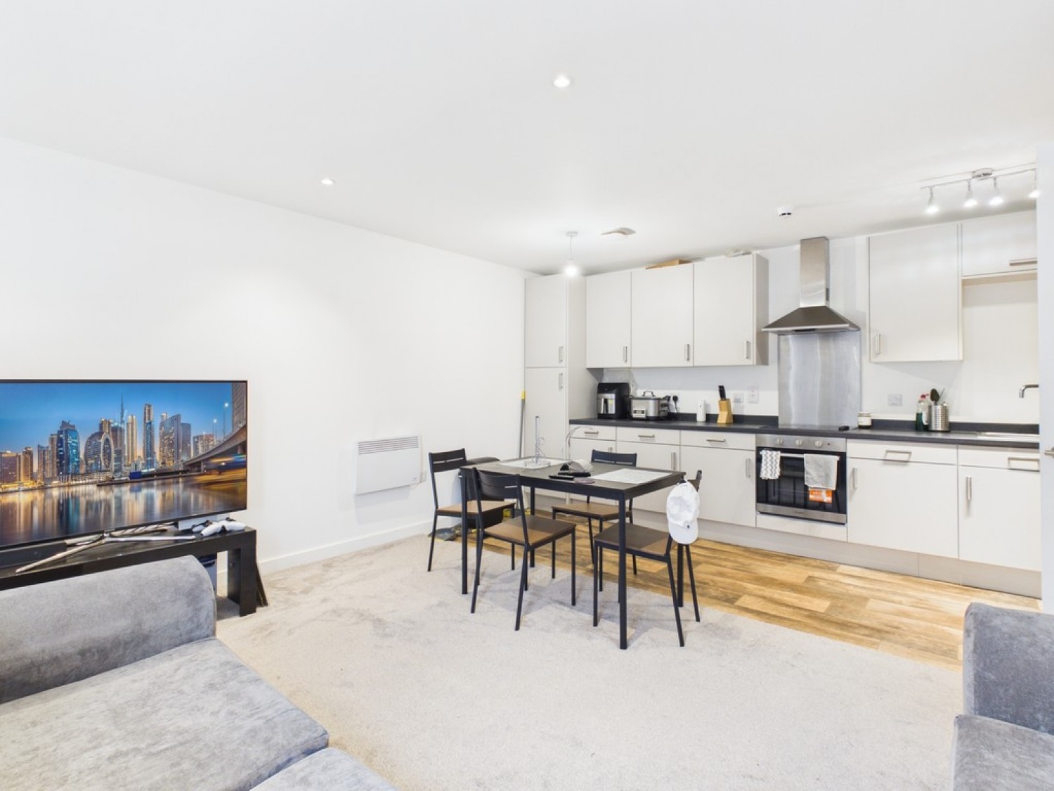 2 bedroom Flat for Letting New Bernard Street, Hanley