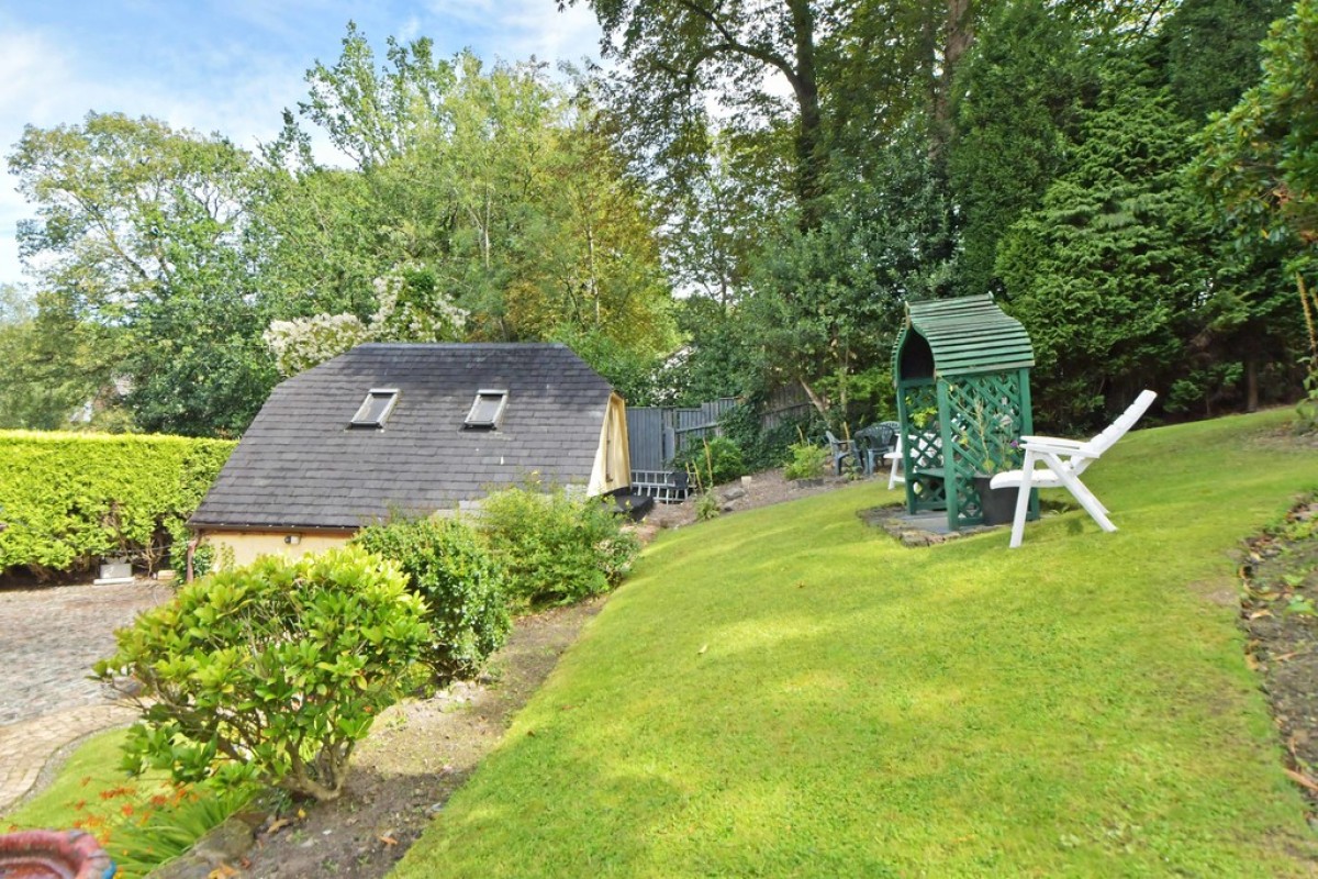 The Avenue, Kidsgrove ST7 1AL