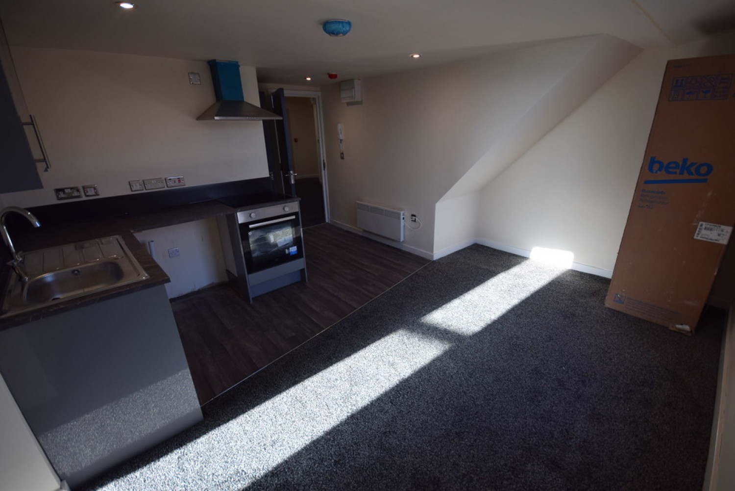 Flat 2, The Crossway
