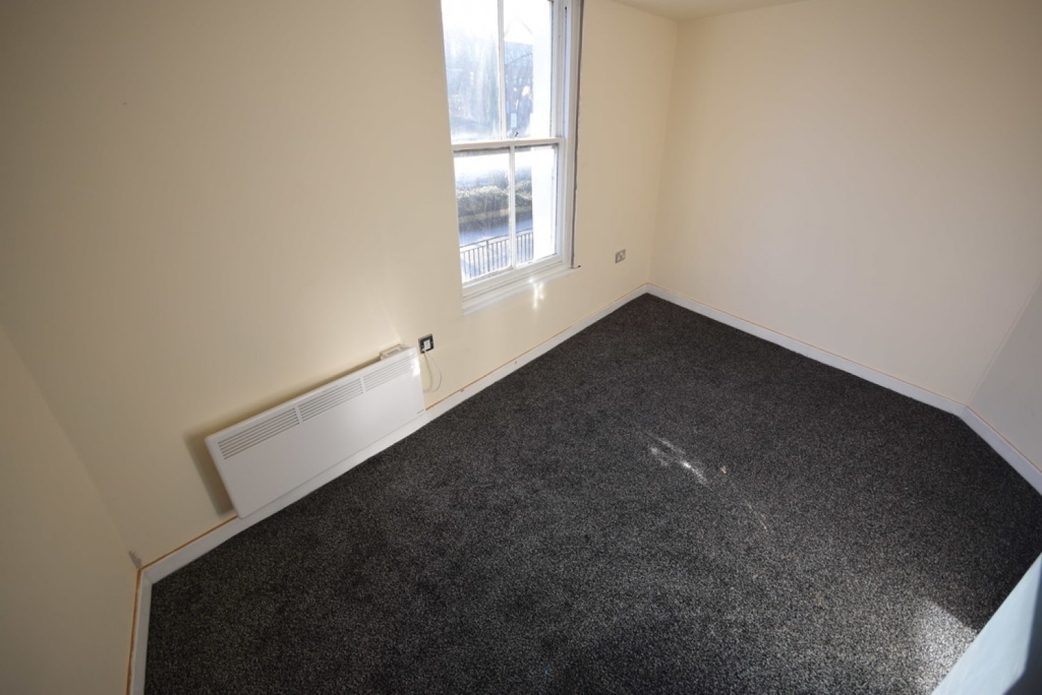 Flat 2, The Crossway