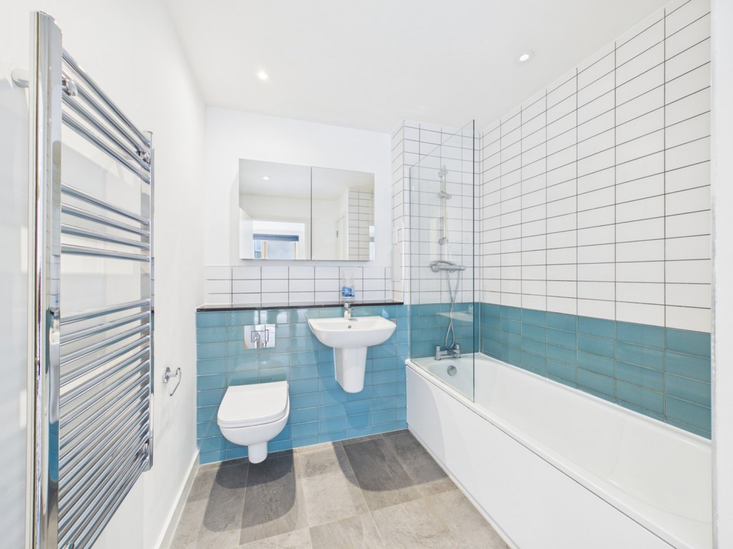 2 bedroom Flat for Letting Clayworks, Hanley