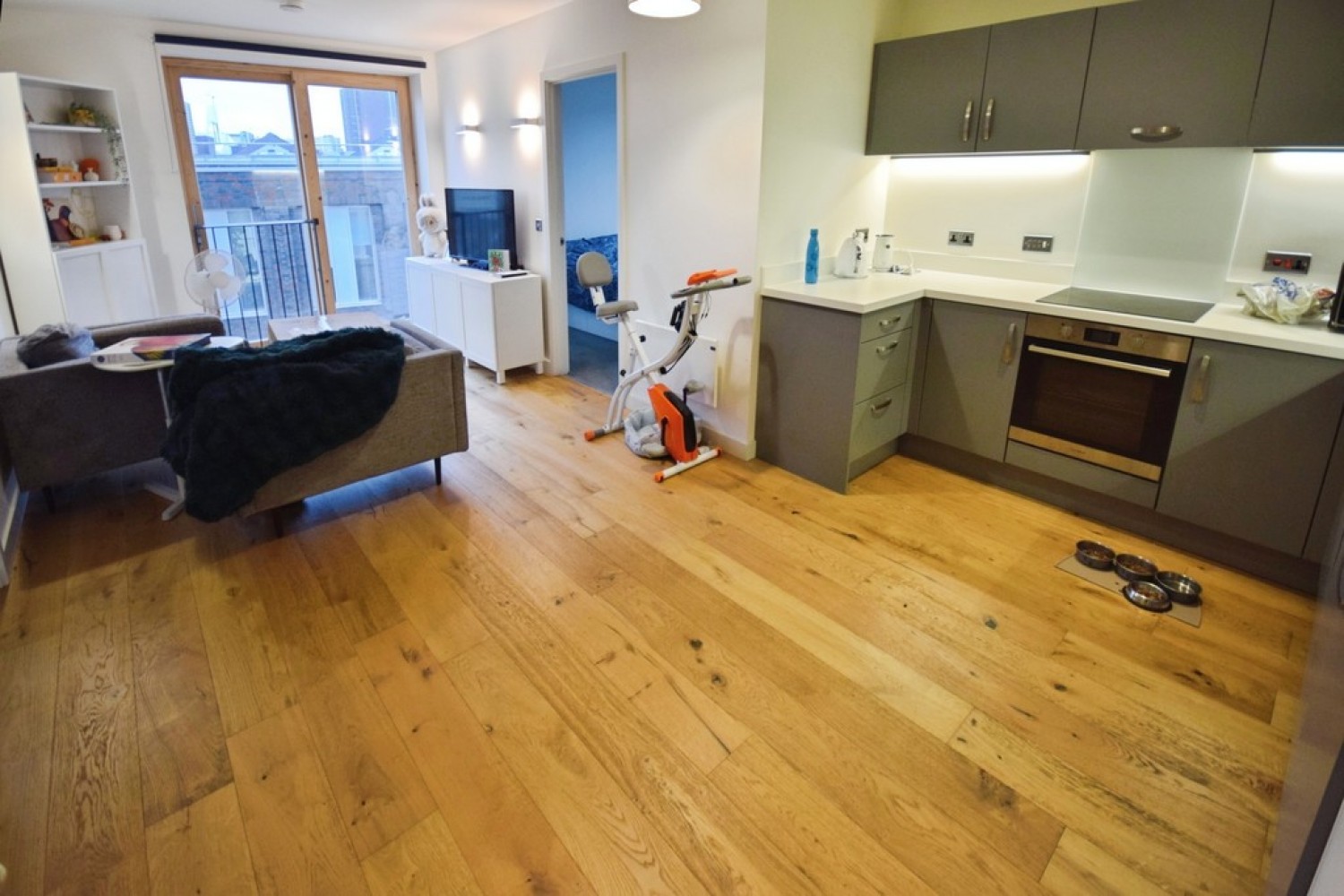 2 bedroom Flat for Letting Clayworks, Hanley