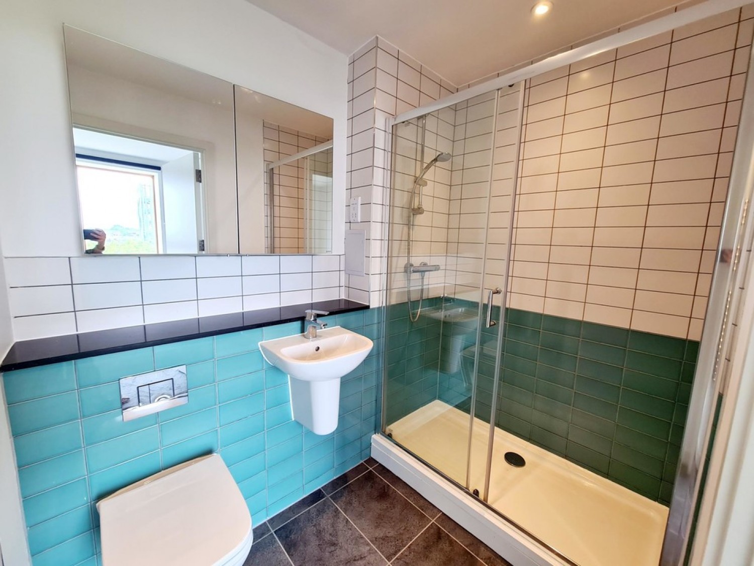 2 bedroom Flat for Letting Clayworks, Hanley