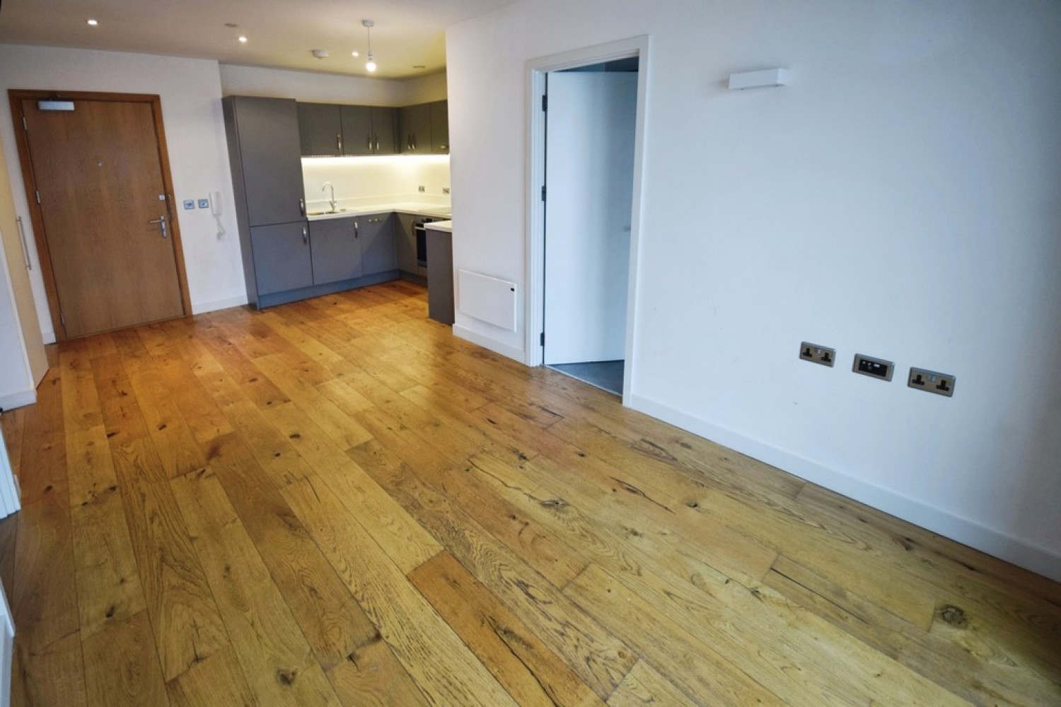 2 bedroom Flat in Clayworks, Hanley