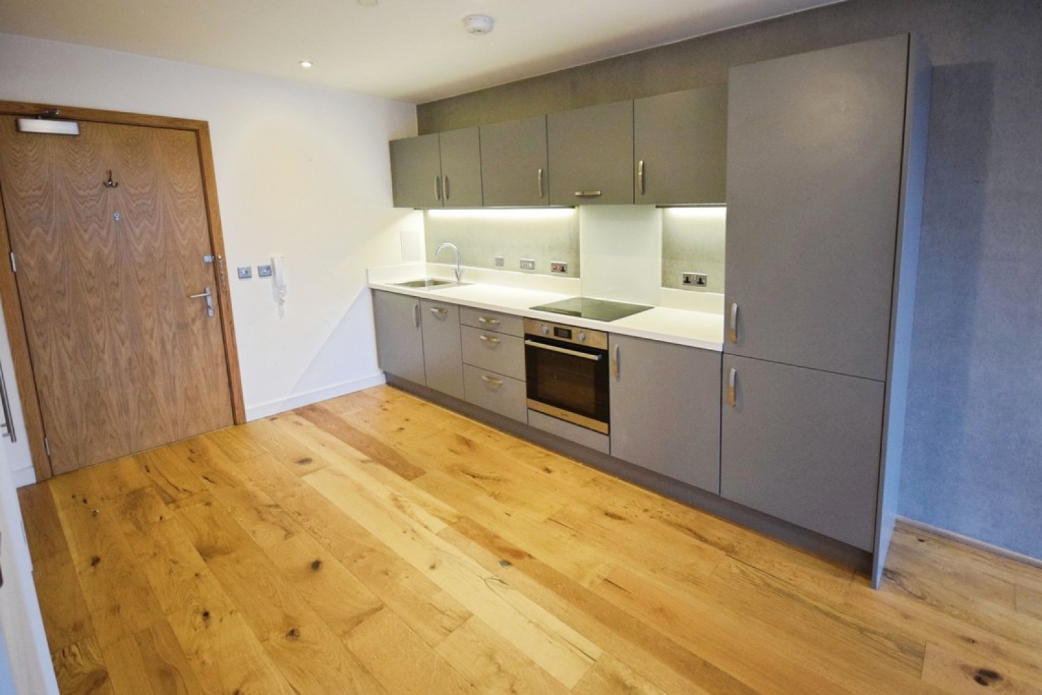 1 bedroom Flat for Letting Clayworks, Hanley