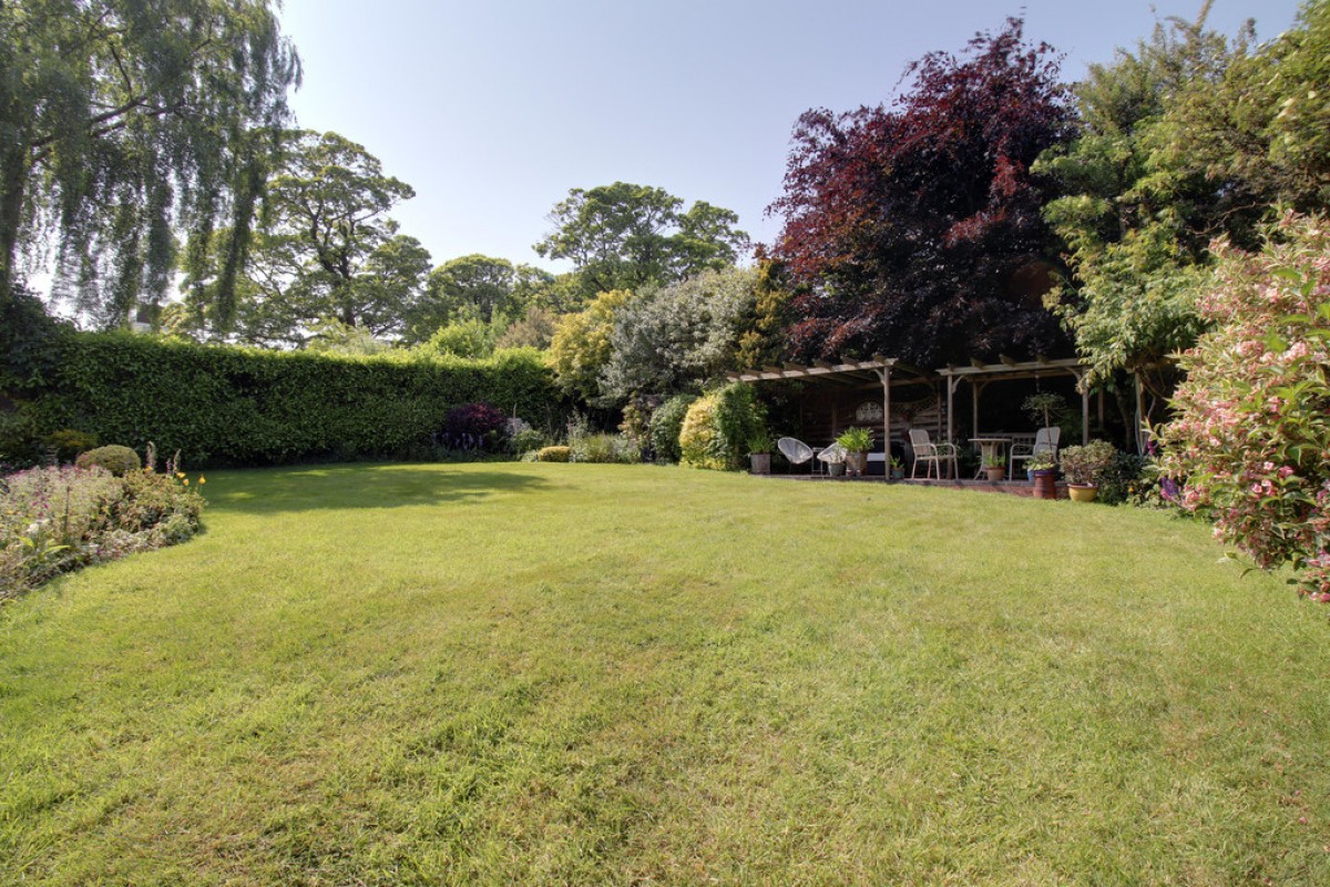 Clay Lake, Endon