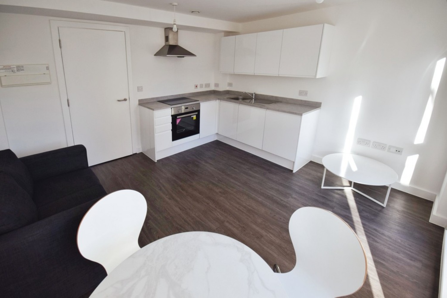 2 bedroom Flat for Letting Marsh Box, Marsh Parade