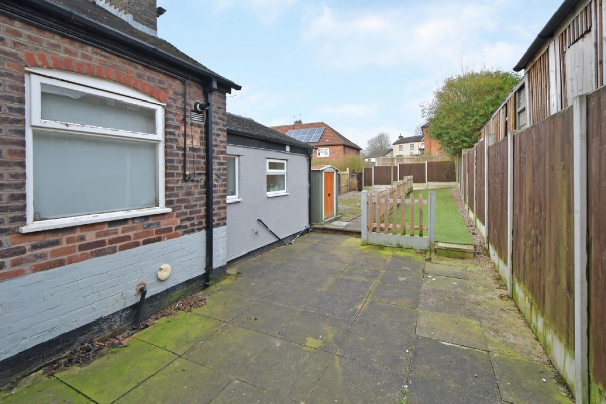 Ruxley Road, Bucknall, Stoke-on-Trent