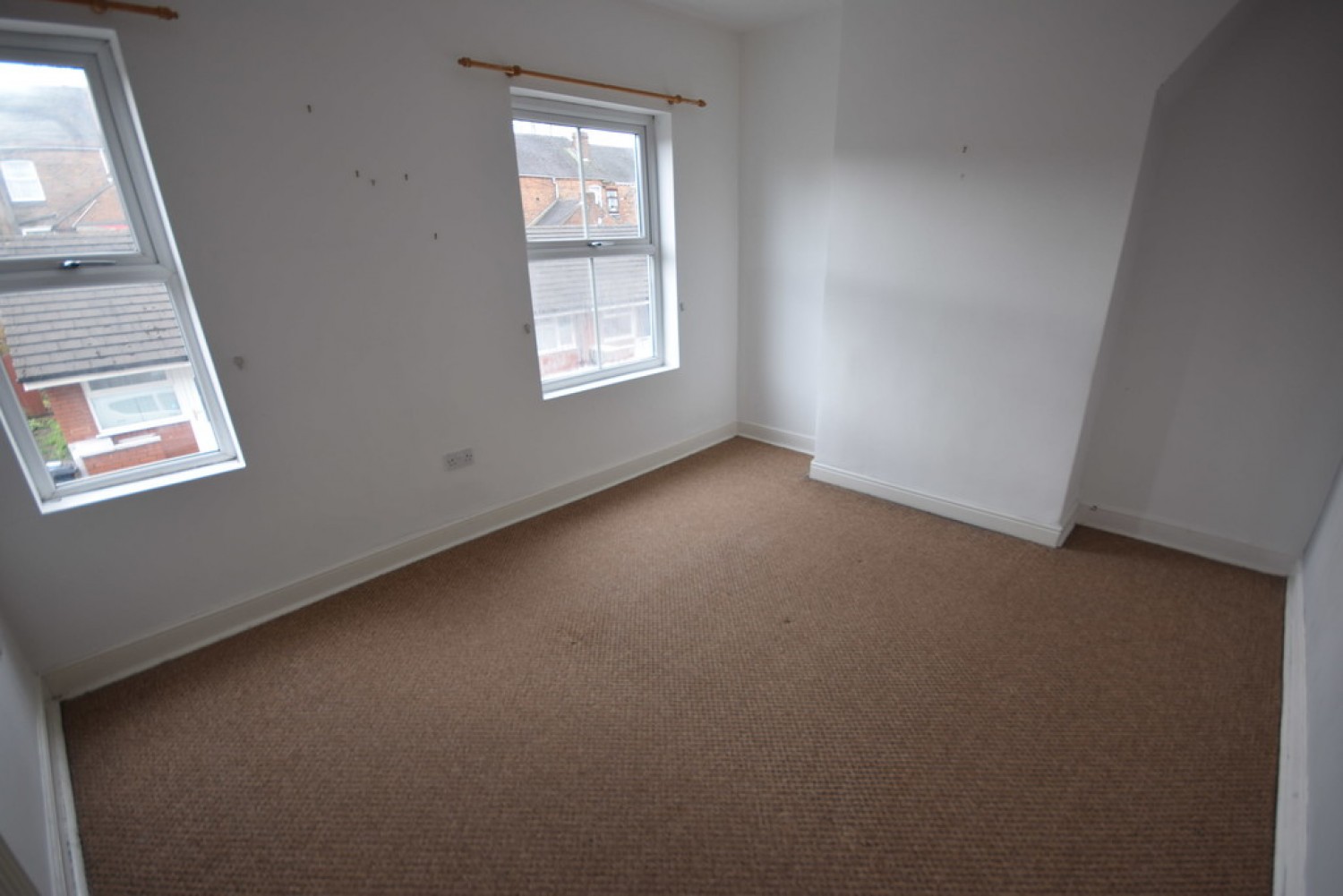 2 bedroom House for Letting Kinver Street, Smallthorne,