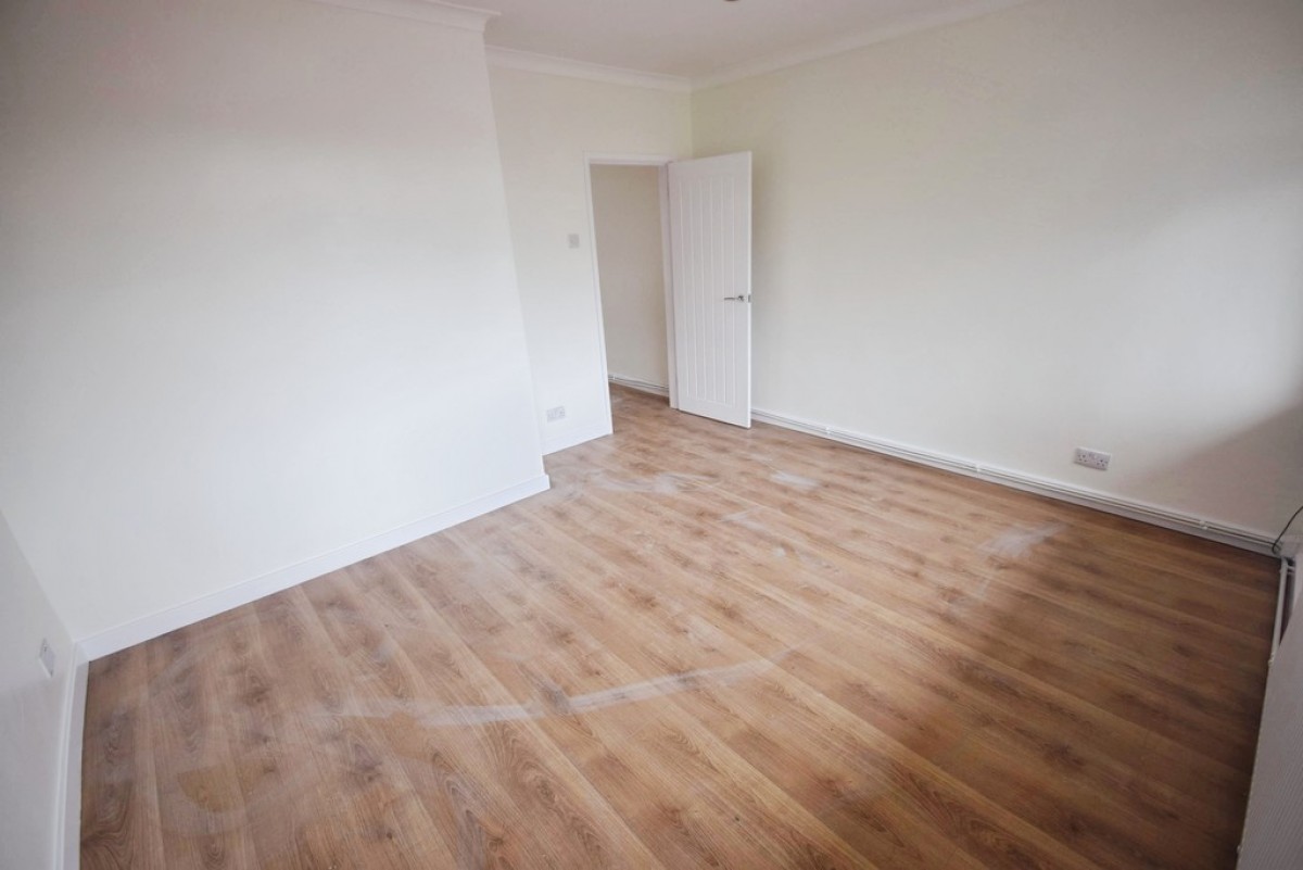Kenilworth Grove, Longton