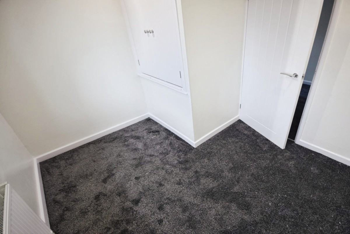Kenilworth Grove, Longton