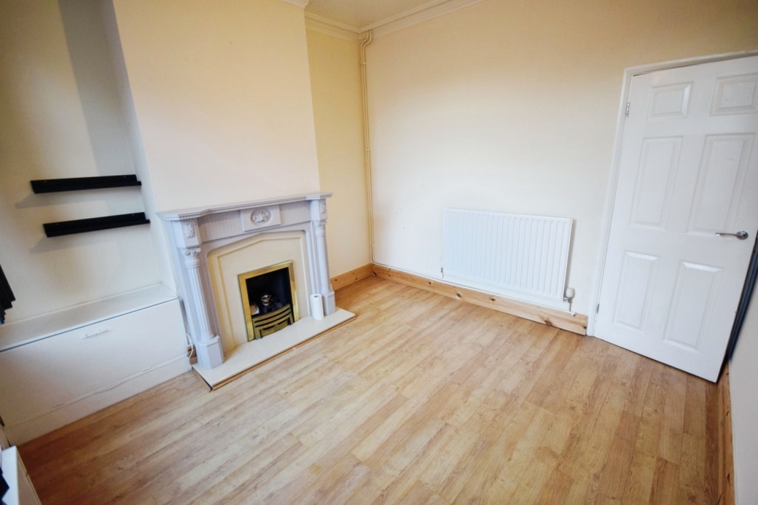 2 bedroom House in Tunstall, Stoke-on-trent, Staffordshire