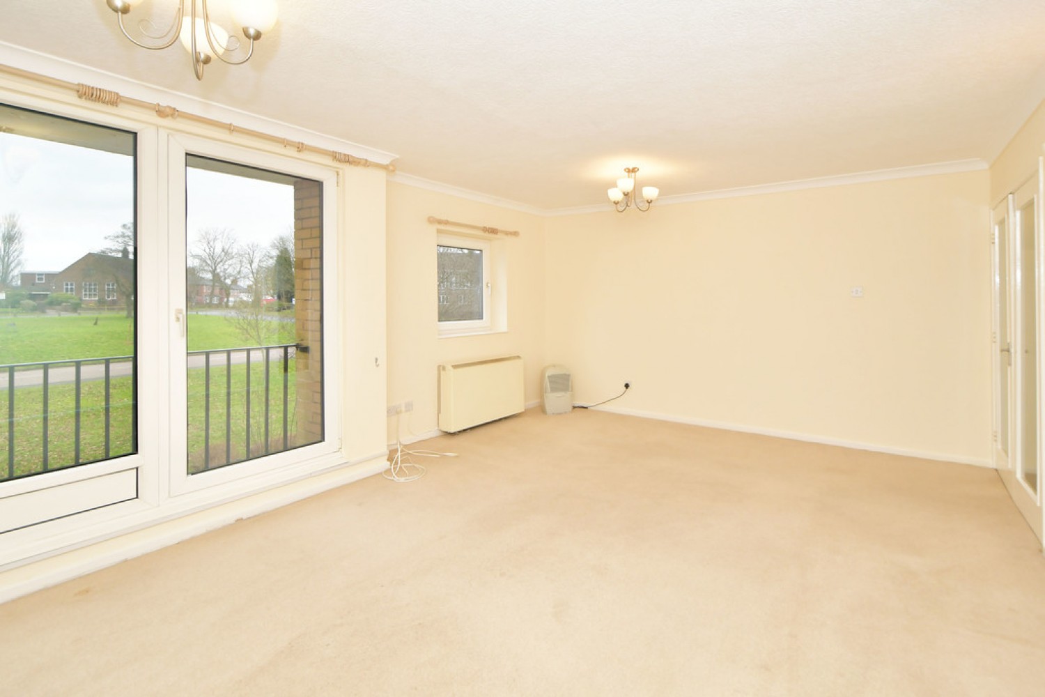 2 bedroom Flat for Sale Queensway, Newcastle
