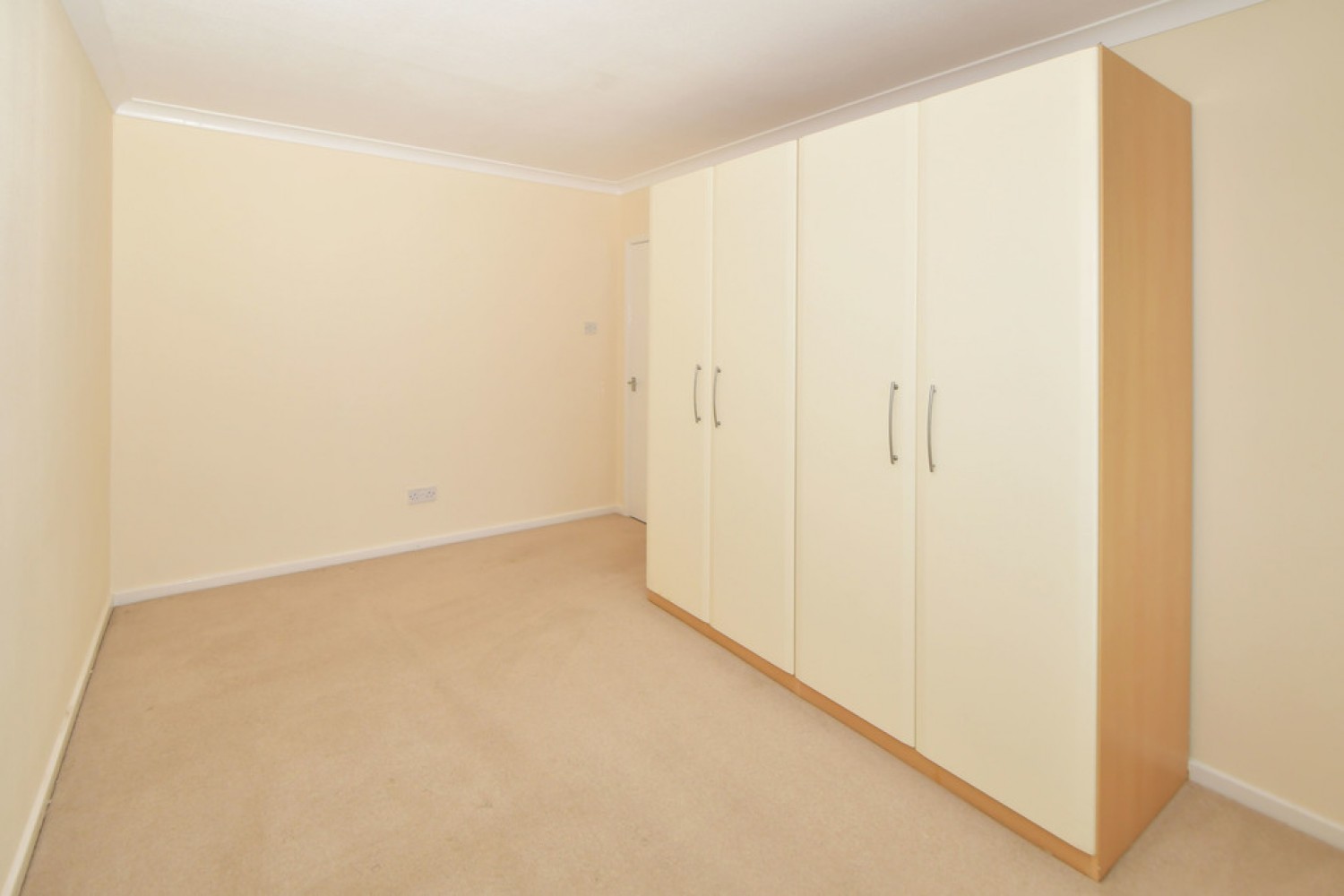 2 bedroom Flat for Sale Queensway, Newcastle