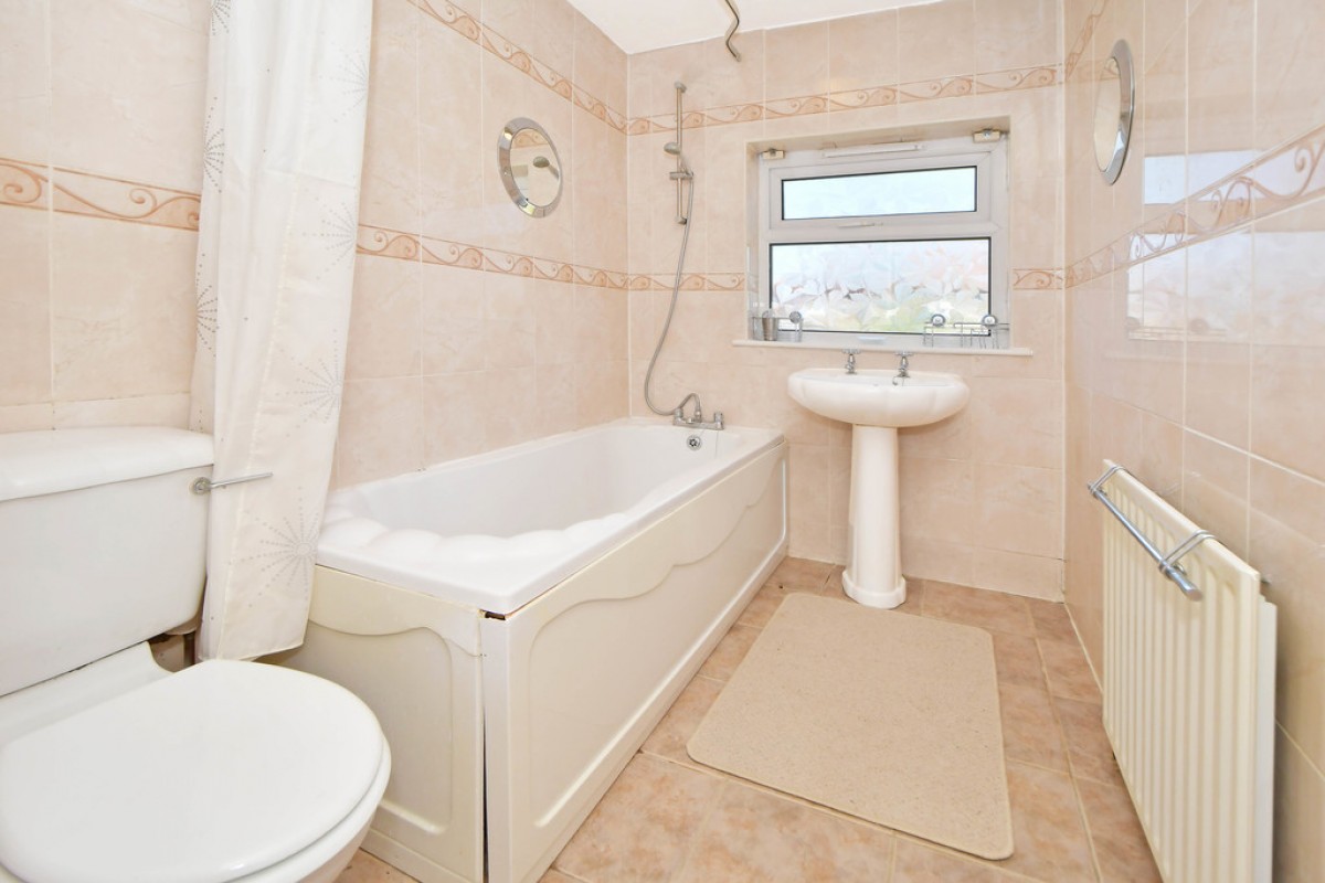 Hatfield Cresent , Blurton , Stoke-On-Trent