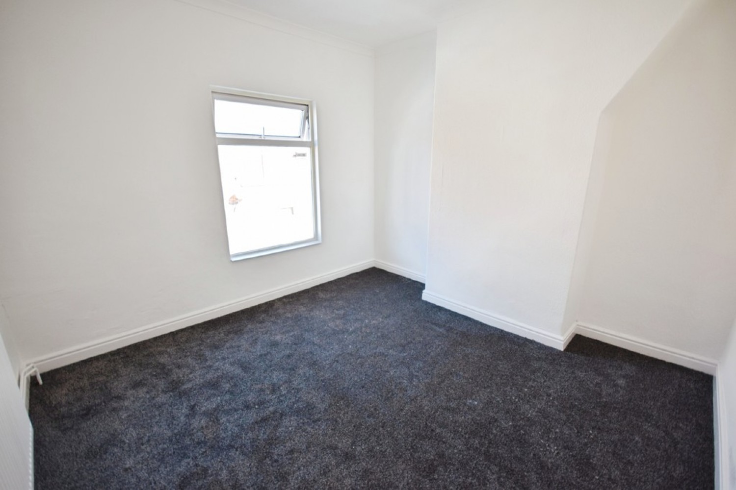 2 bedroom House for Letting Bond Street, Tunstall