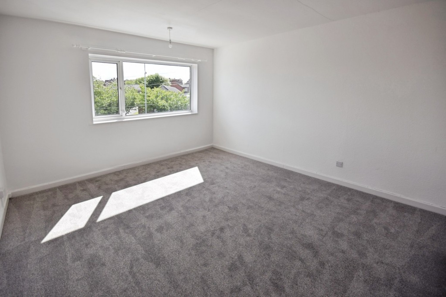 Keelings Road, Northwood