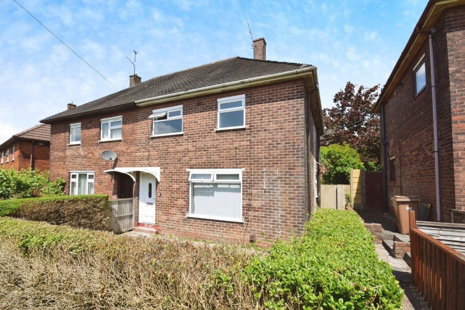 3 bedroom House for Letting Dividy Road, Bentilee