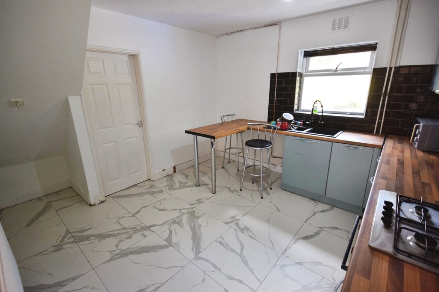 3 bedroom House for Letting Dividy Road, Bentilee