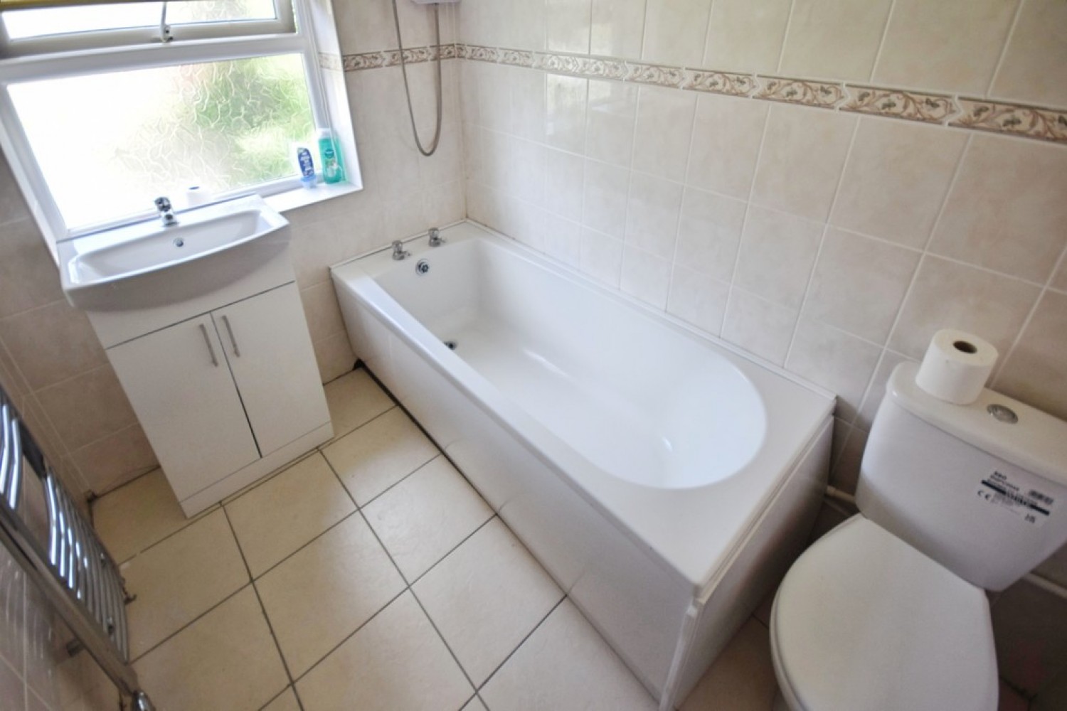 3 bedroom House for Letting Dividy Road, Bentilee