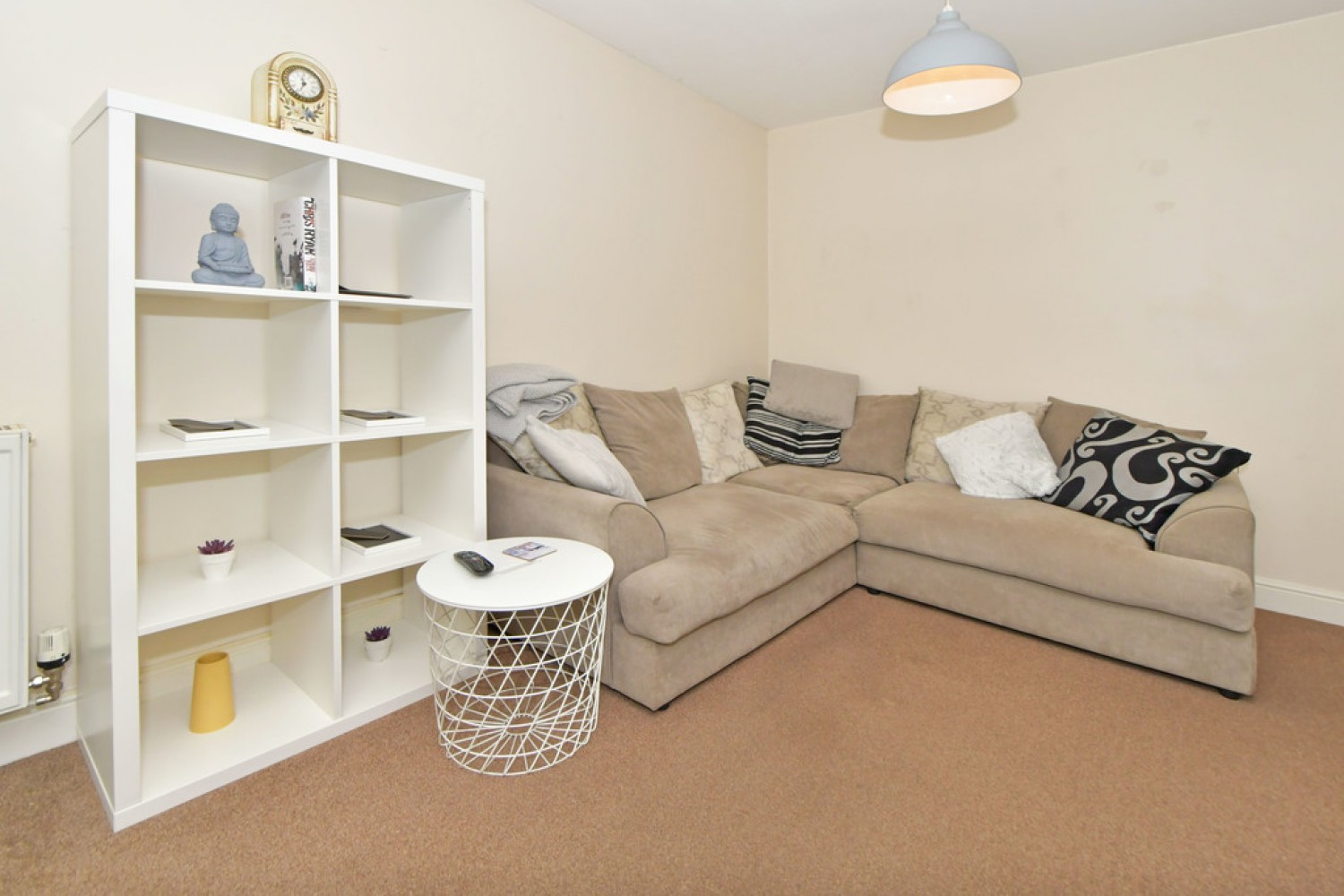 2 bedroom Flat for Sale Sunny Bank, Middleport, Stoke-on-Trent
