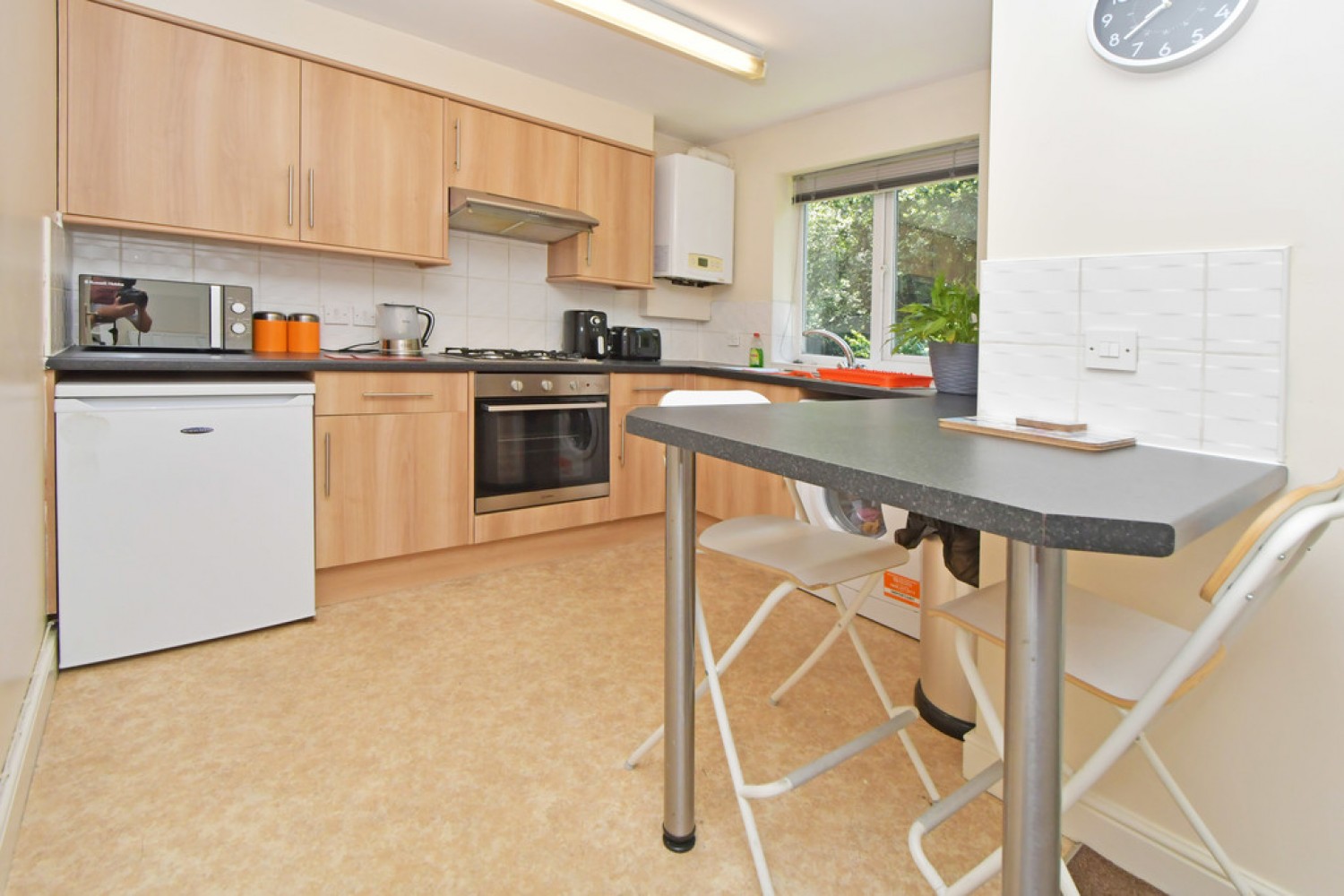 2 bedroom Flat for Sale Sunny Bank, Middleport, Stoke-on-Trent