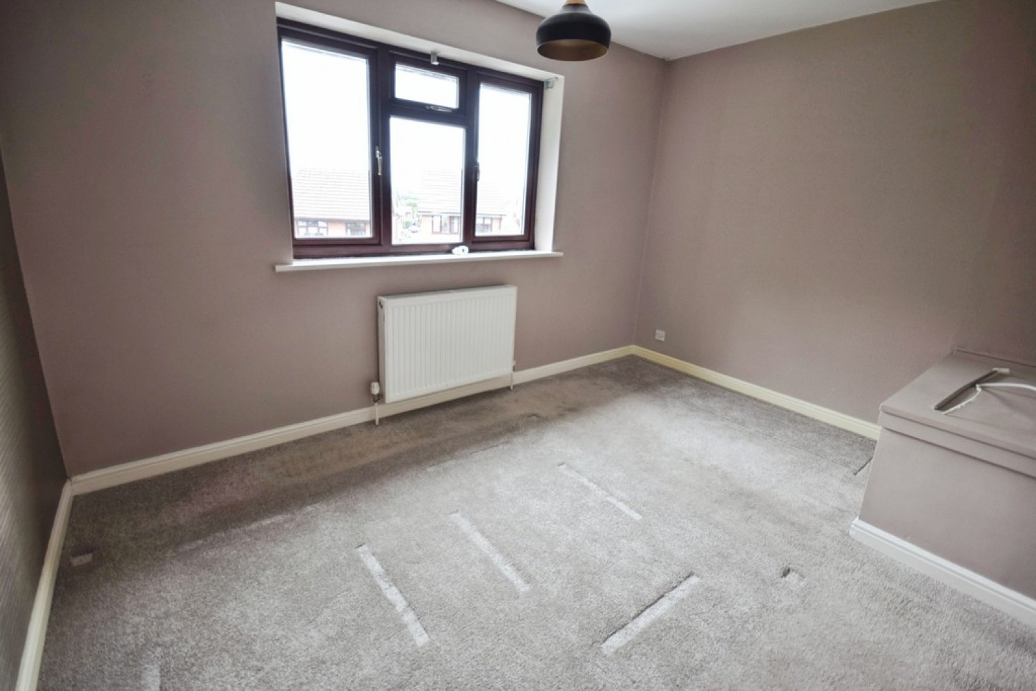 2 bedroom House for Letting Widecombe Road, Birches Head